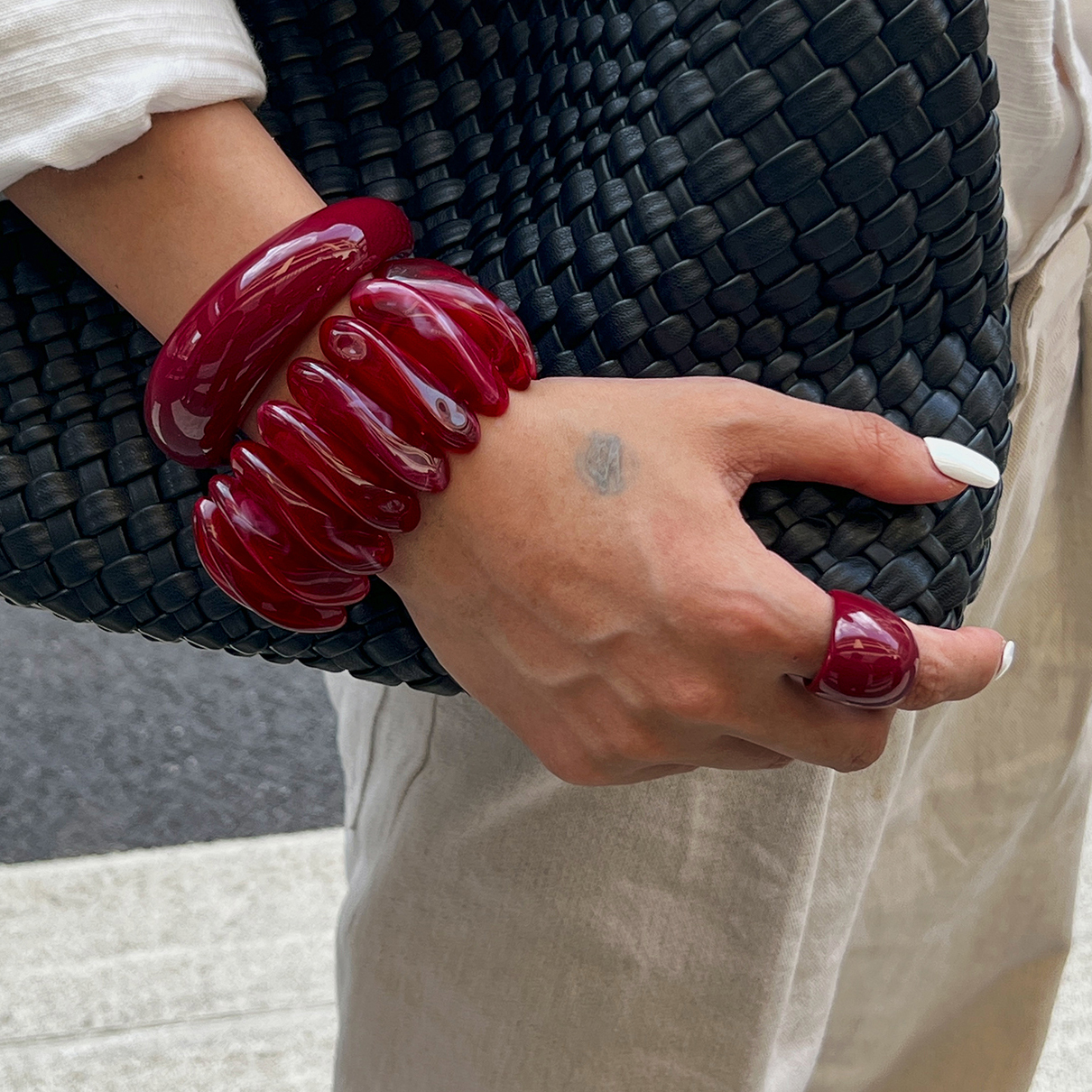 Irregular Resin Ring for Women - đánh giá và giá Photography Trend