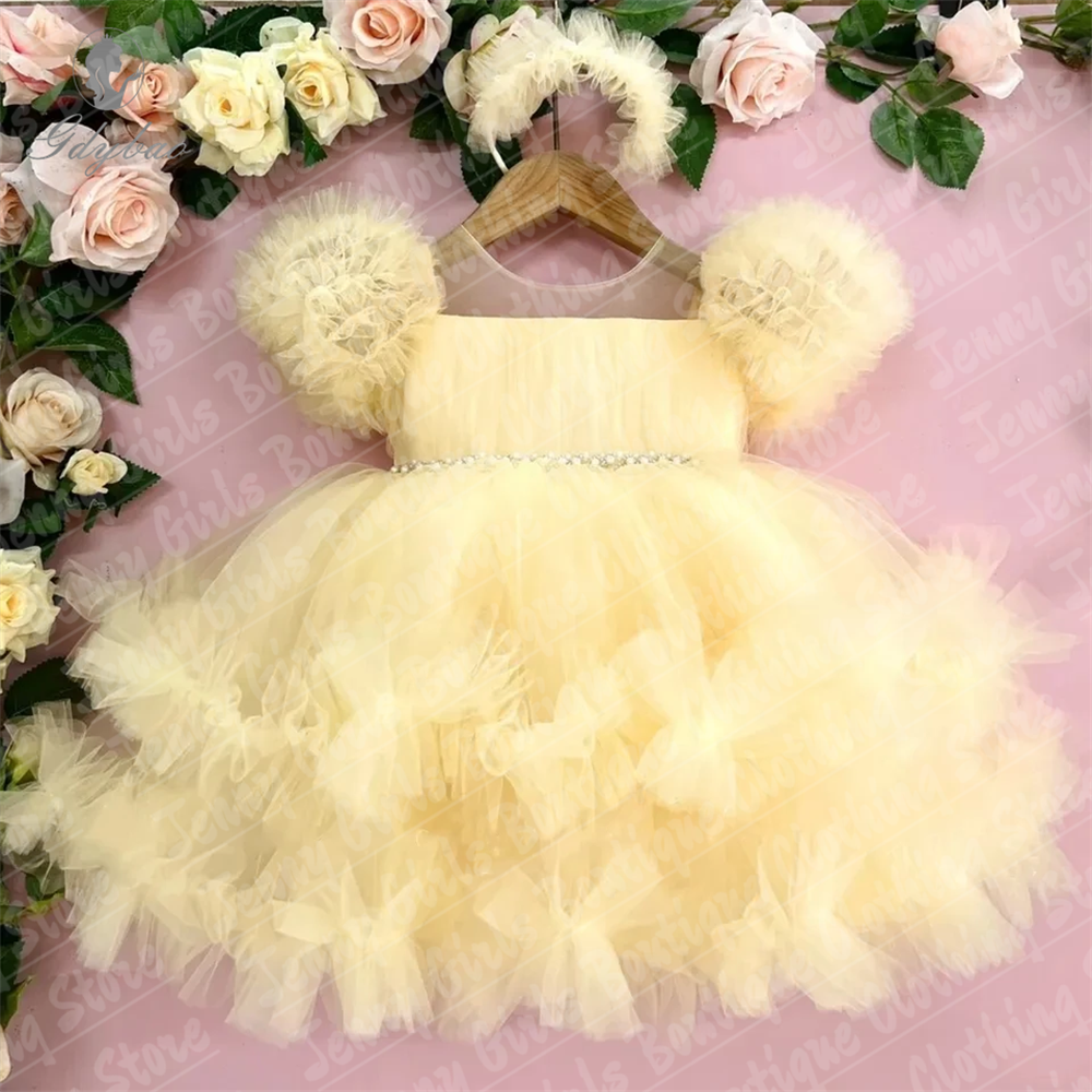 Beautiful Girl Glitter Pearls  - đánh giá và giá Photography Yellow Light